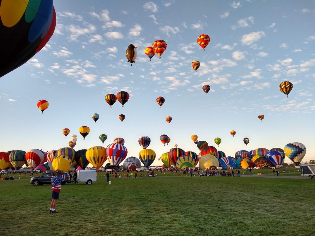 Mass Ascension - Albuquerque International Balloon Fiesta - TravelsWithSuz.com